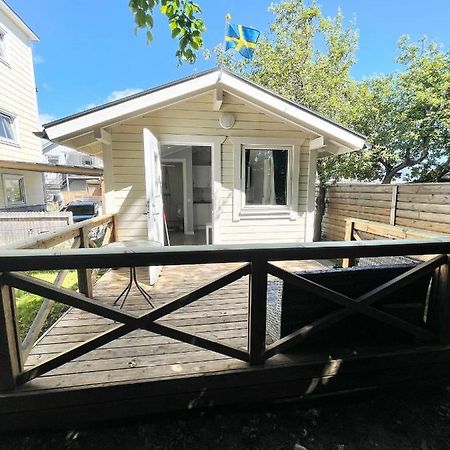 Egen Stuga Mitt I Stan Karlstad Bagian luar foto